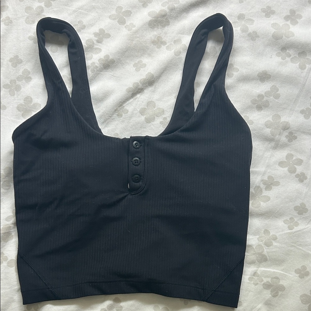 Lululemon black cropped tank top